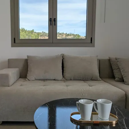 Thea Apartahotel
