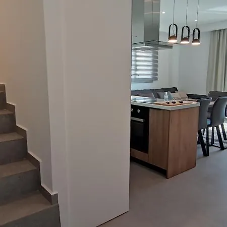 Thea Aparthotel