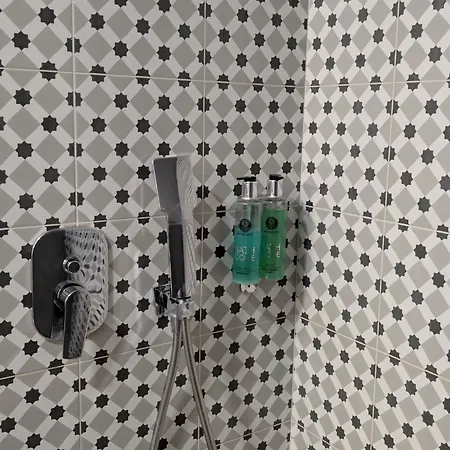Thea Aparthotel *
