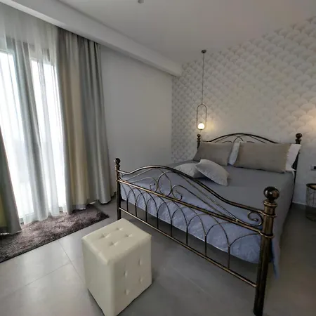 Aparthotel Thea *